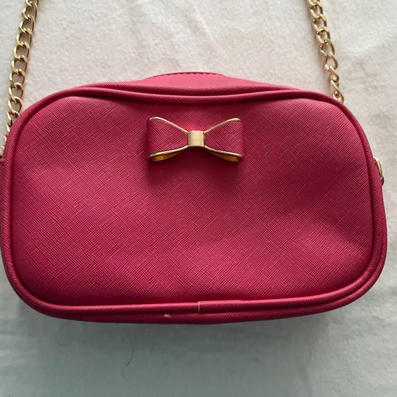 🎉Purse Sale🎉 Hot Pink Crossbody Purse By LD - Picture 7 of 9